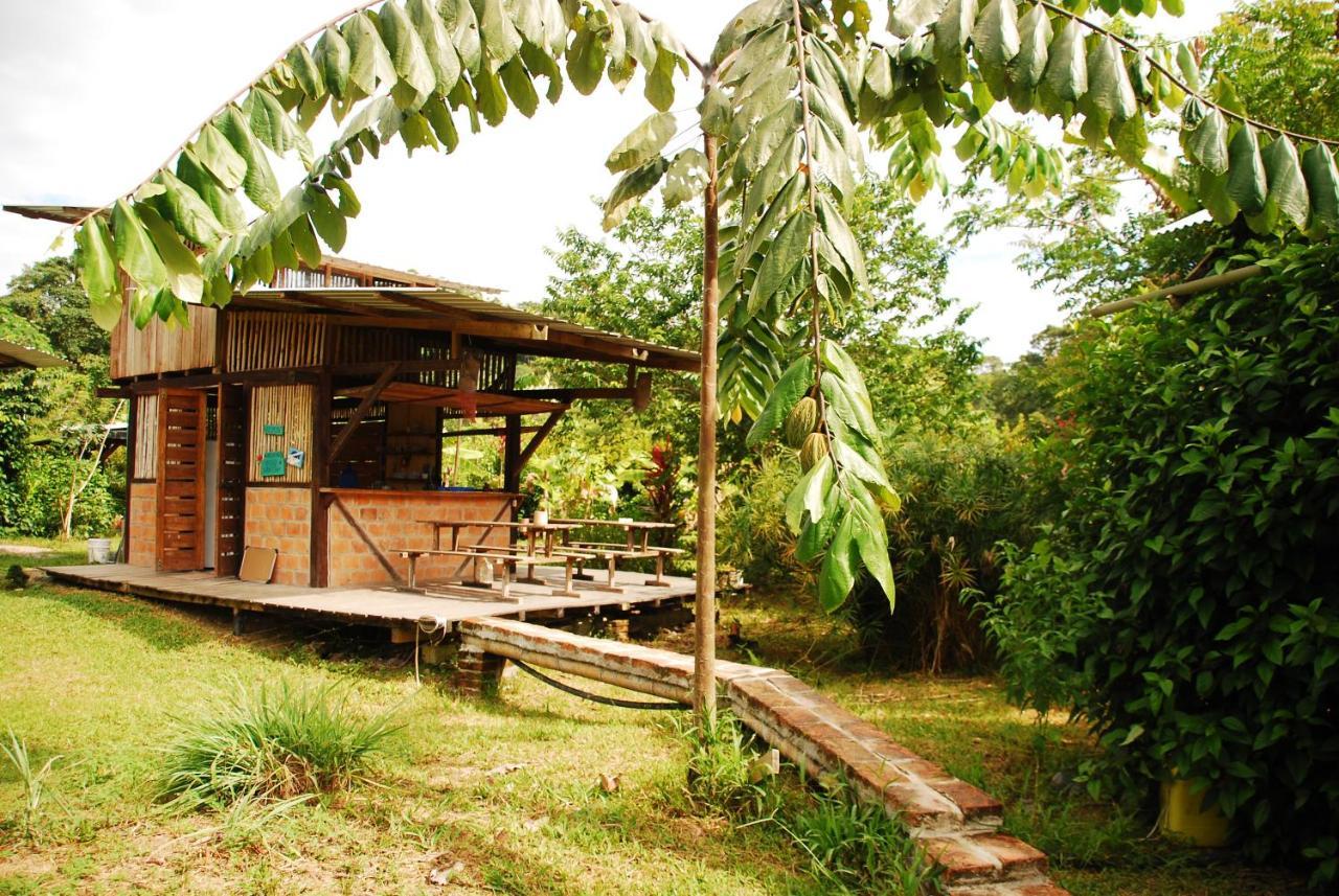 Maracumbo Lodge Mompiche Exterior photo